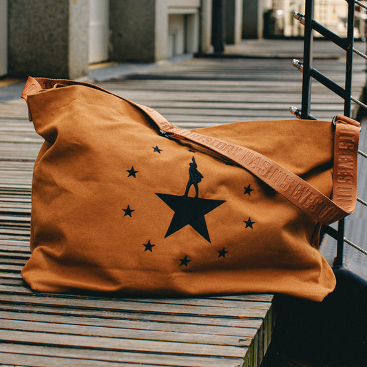 HAMILTON Messenger Tote Tan